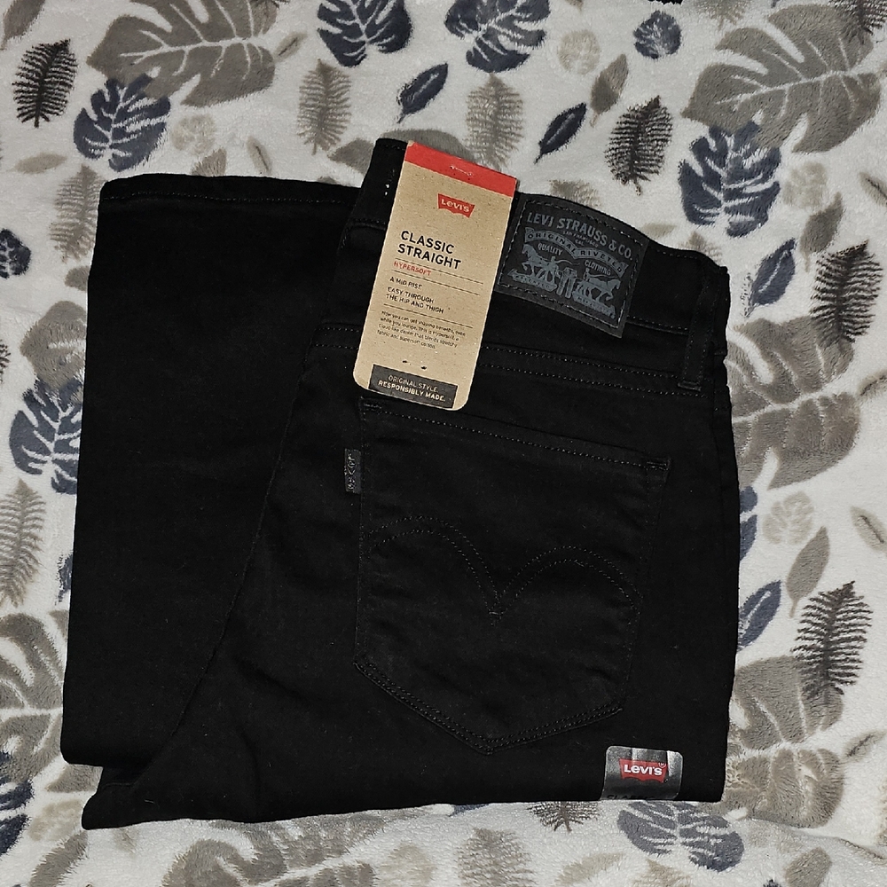 Levi's Black Classic Straight Hypersoft Jeans